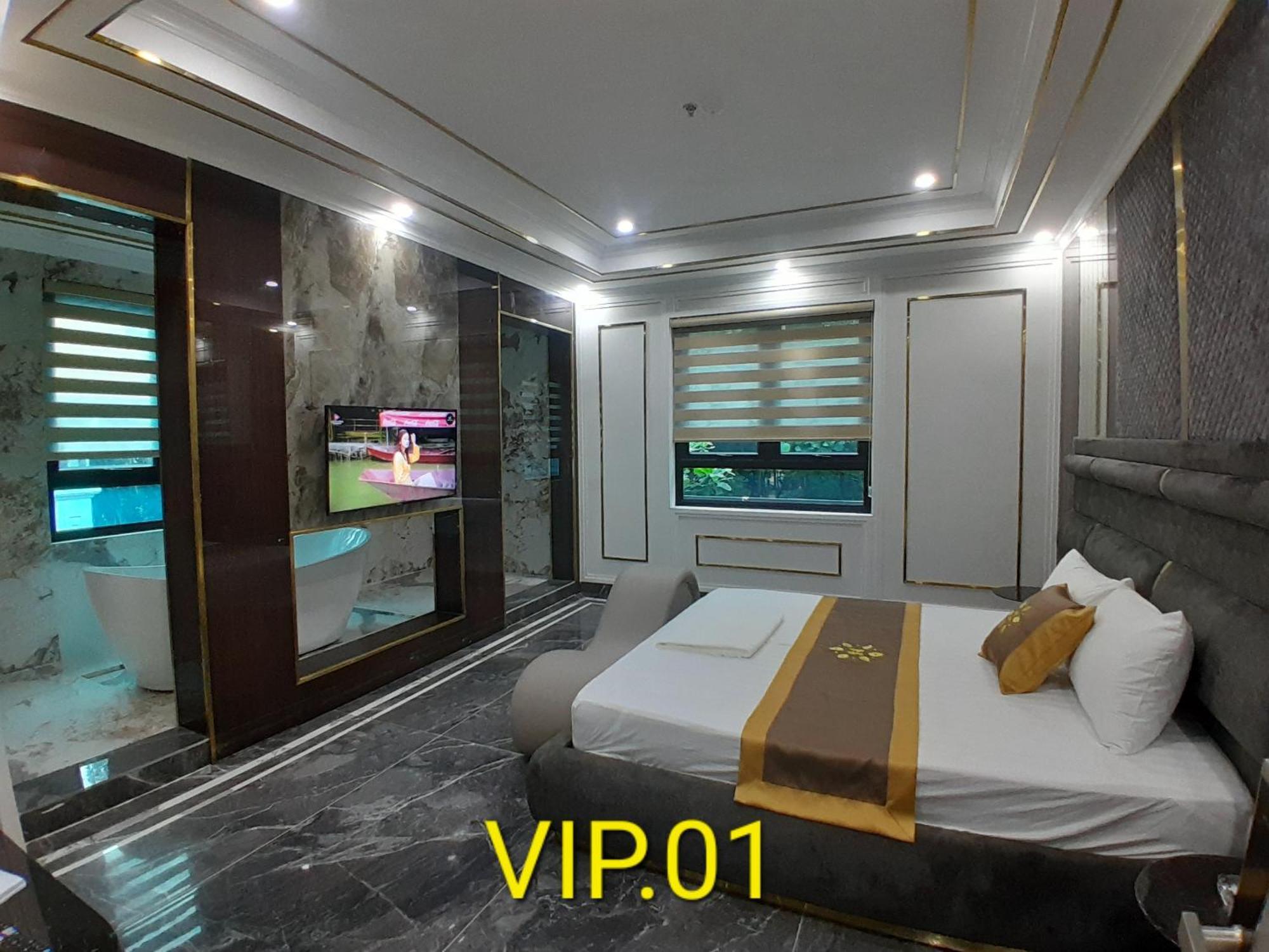 Bao Ngoc Hotel Dinh Cong — Photos 1